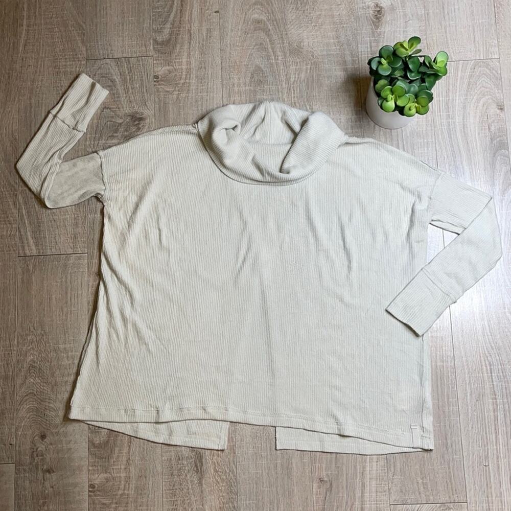 WE THE FREE Split Crossover Open Back Long Sleeve Oversize Turtleneck Shirt